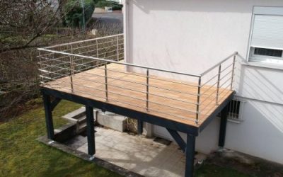 Terrasse sur pilotis en bois exotique Garapa de 17m²