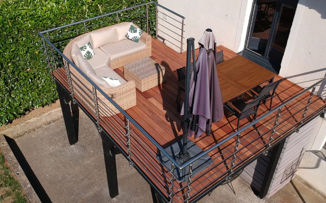 Terrasse sur pilotis en Tigerwood bois exotique de 20m2