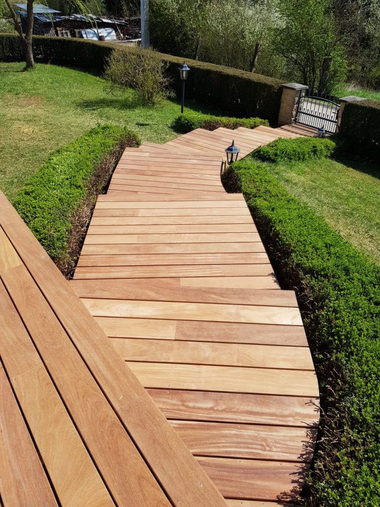 Tereny-Terrasse-Bois-Exotique-Cumaru-29-m²-Oudrenne-Moselle-Lorraine-Luxembourg