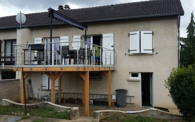 Terrasse pilotis en bois composite 20m²
