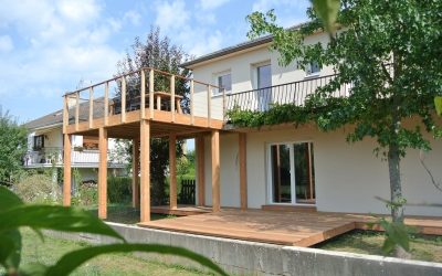 Terrasses Pilotis et de plain-pied en bois exotique Cumaru 85m²
