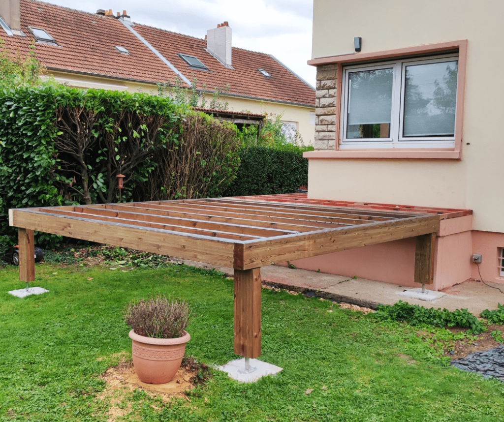 terrasse bois pilotis-terrasse surélevée-bambou-reno-garde corps bois-tereny-yutz-thionville-illange-moselle