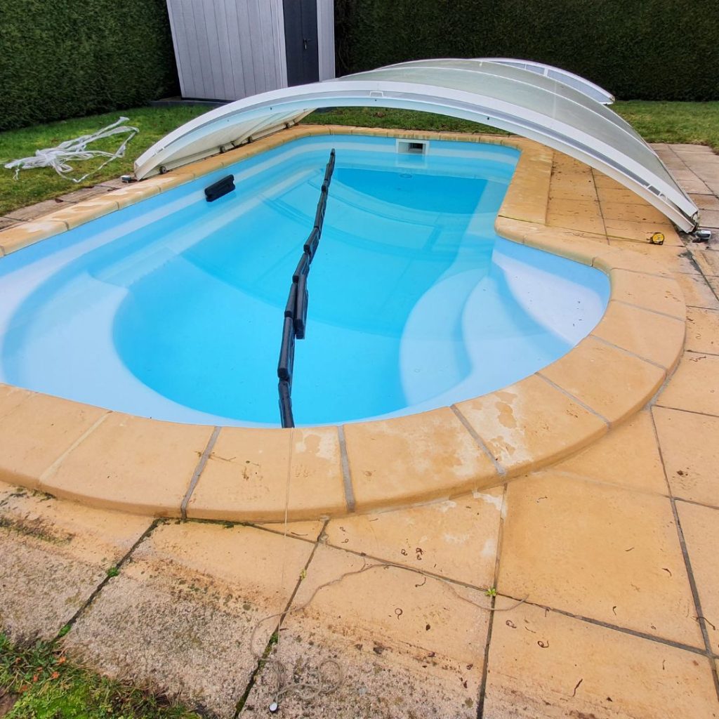 terrasse piscine-rénovation-dalle béton-garapa-bois exotique-cosnes et romain-tereny-57-54 -terrasse bois