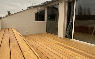 Terrasse Tropézienne de 12 m2 en bois exotique Garapa