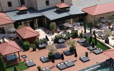 Terrasse piscine en Bambou – Domaine de la Klauss Montenach