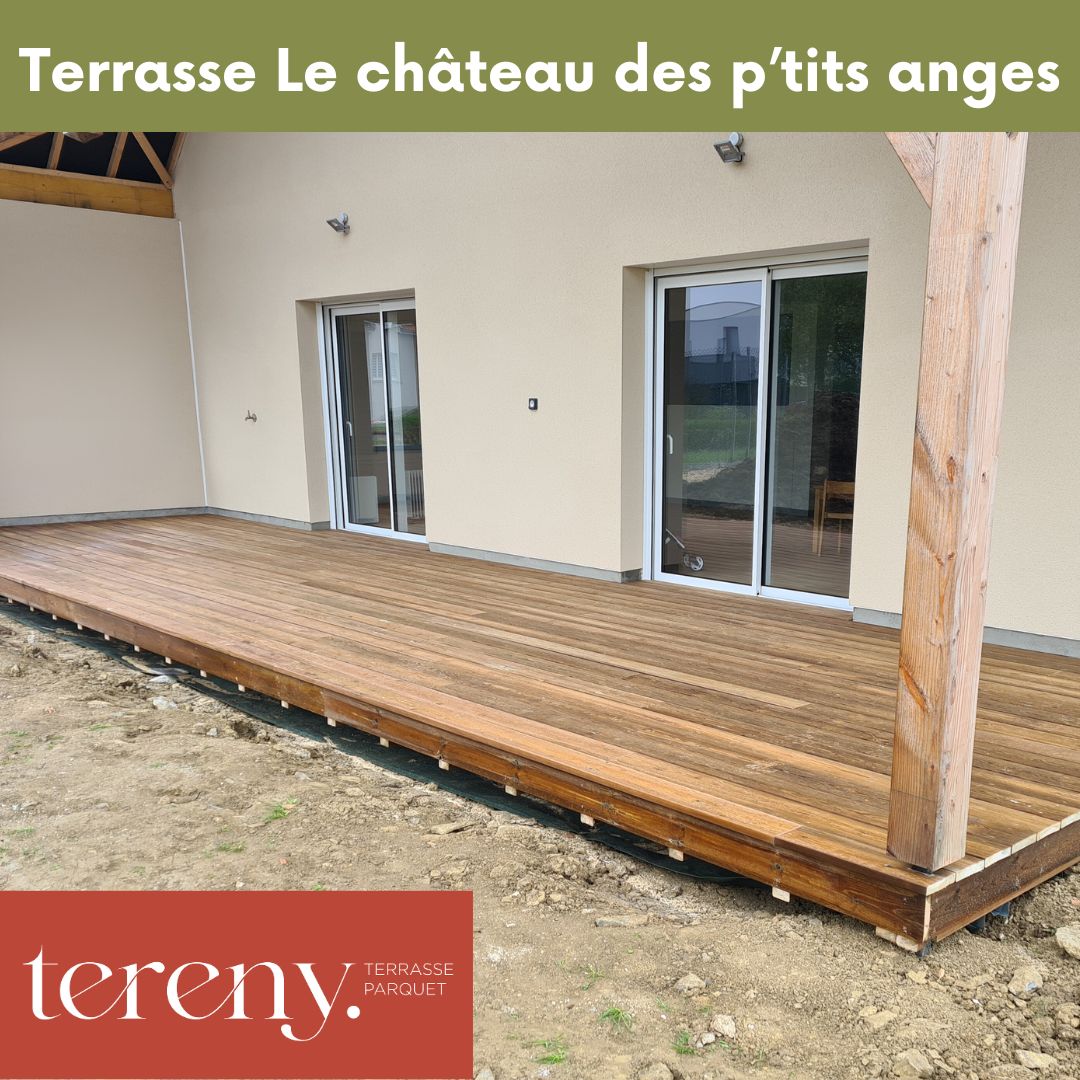 tereny-terrasse-bois-pin-qualite-US-weasyfix-terrasse-rapide-terrasse-sans-beton-luttange-chateau-des-ptits-anges-moselle
