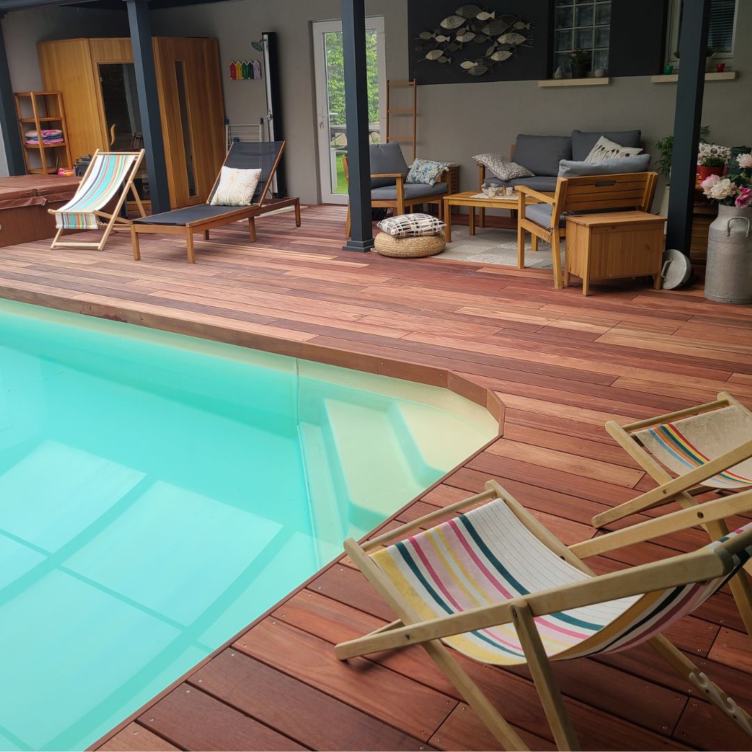 Tereny-terrasse bois-terrasse piscine-rénovation terrasse-thionville-padouk-bois exotique-piscine waterair