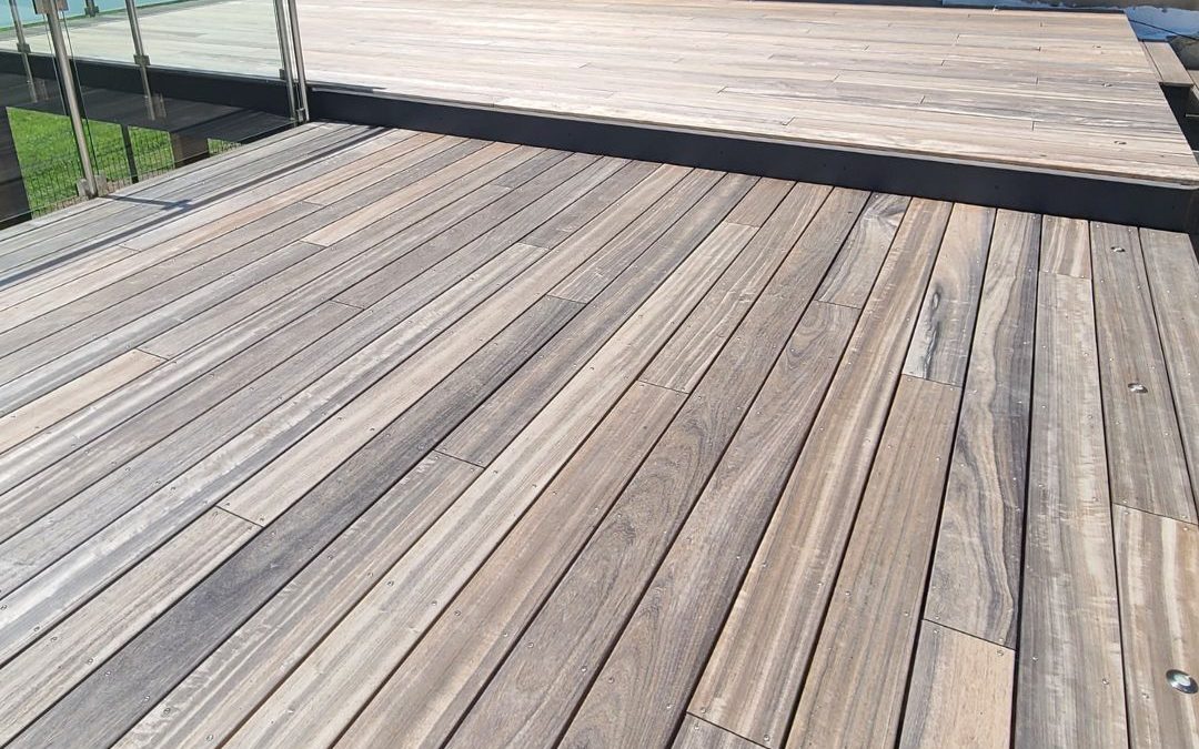 Terrasses sur pilotis étanche en padouk de 48m2