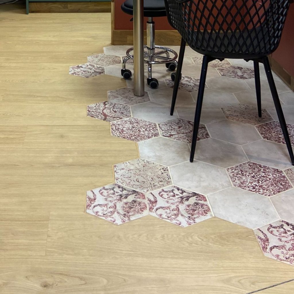 floorify-tereny-atelier audition girault-clouange-moselle-luxembourg-rénovation-sol vinyl-pose parquet-terrasse