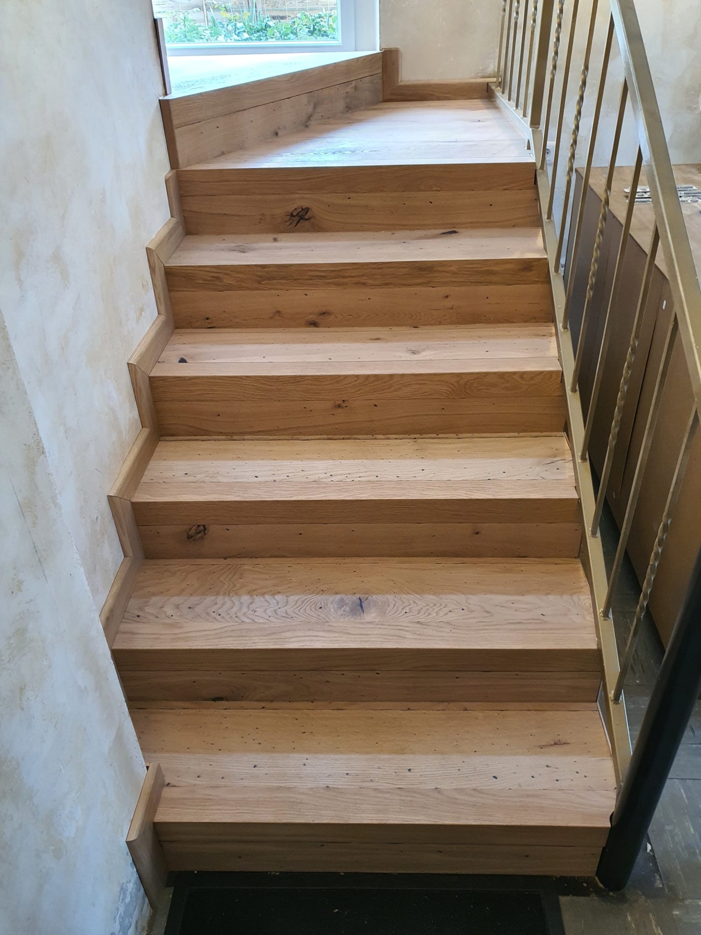tereny-renovation-renovationescaliers-poseparquet-parquet-colle-ragreage-sol-moselle-luxembourg-designparquet